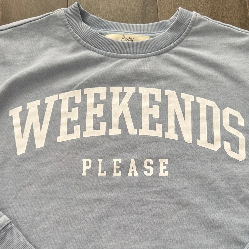 Bixby Nomad Girls M 8-10 Weekends Please Cropped Sweatshirt Blue 3/$30